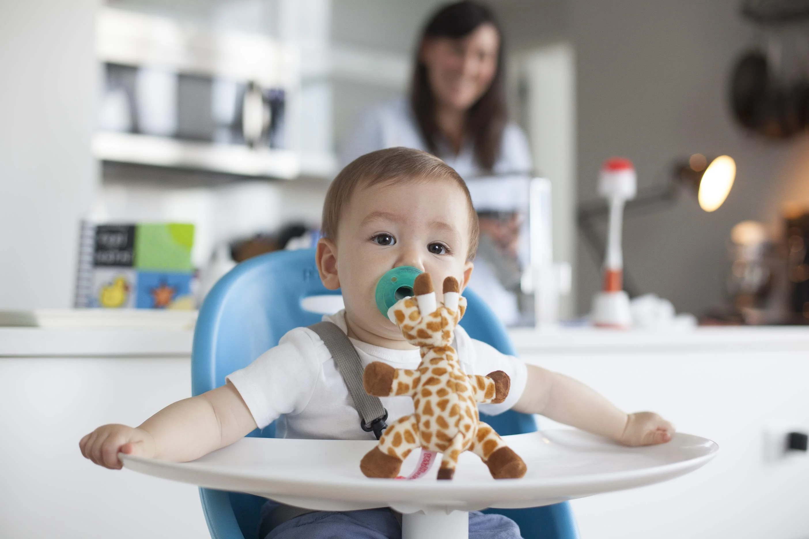 Wubbanub - Baby Giraffe Plush Animal Pacifier - Image 4