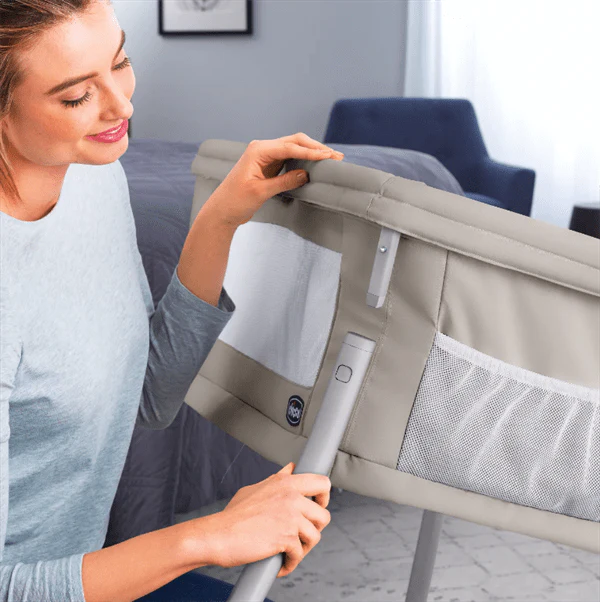 Chicco - LullaGo Portable Bassinet - Image 4